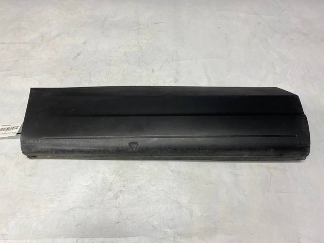 Накладка задней правой двери 5N0854950A VAG