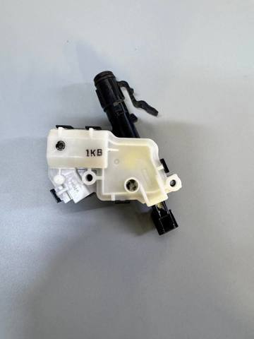 770300E050 TOYOTA Замок открывания лючка бензобака купить в Харьков