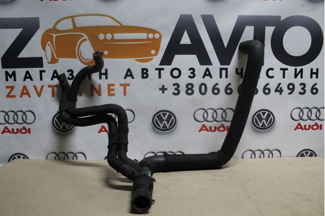 Патрубок радиатора охлаждения нижний 8200413834 RENAULT