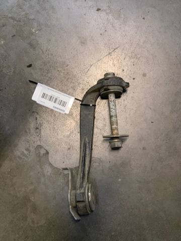 Растяжка переднего нижнего рычага, левая 8200626969 RENAULT