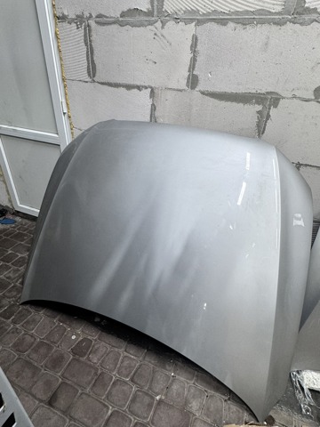 Капот 8R0823029 VAG