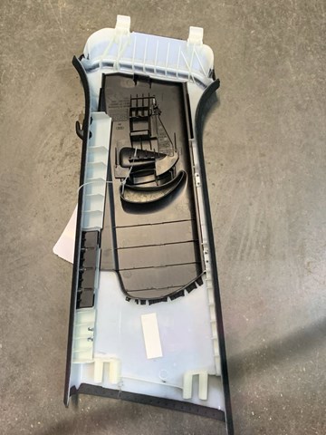 VAG 8R0867294 в наличии Николаев