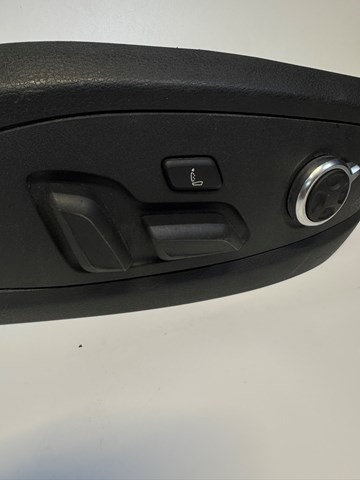 8W0881326D4PK VAG купить в Харьков