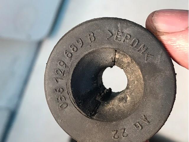 VAG 036129689B Подушка корпуса воздушного фильтра в наличии Львов