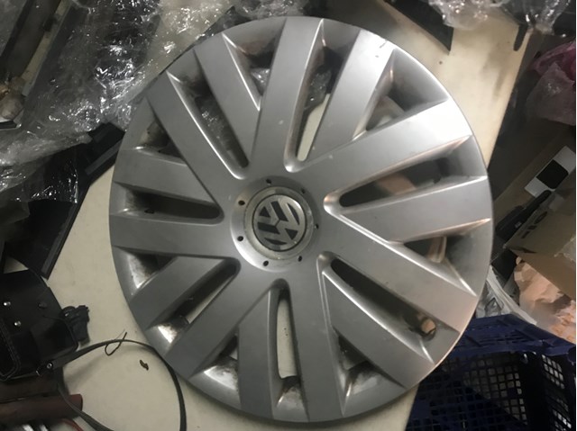 Колпаки на диски 1K0601147H VAG