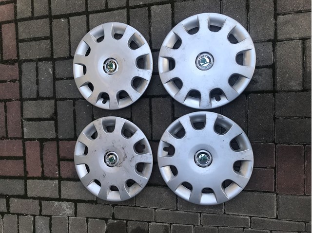 VAG 1U0601147E Колпак колесного диска в наличии Полтава