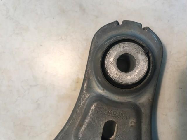 8200675206 RENAULT Задняя опора двигателя купить в Винница