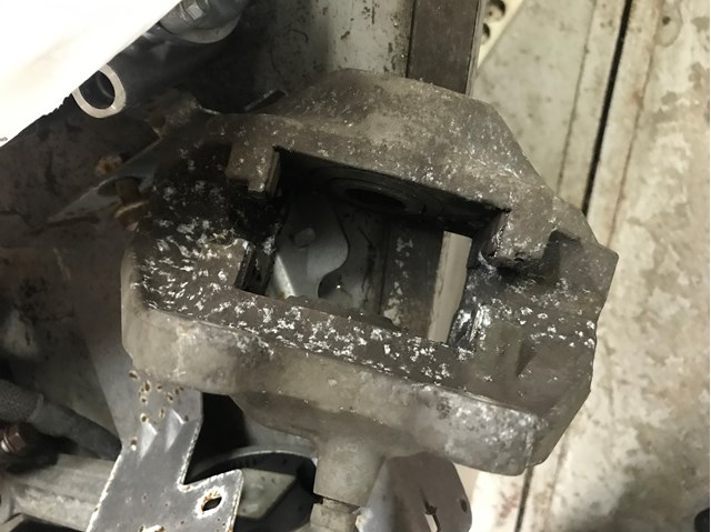 A1634230798 MERCEDES Суппорт тормозной задний левый купить в Ирпень