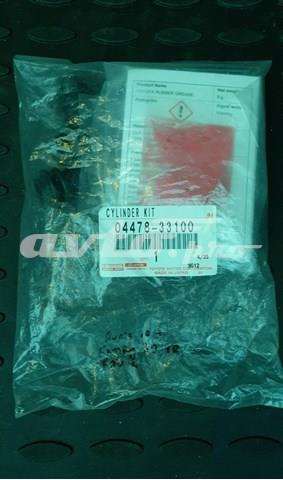 TOYOTA 0447833100 Ремкомплект переднего суппорта в наличии Киев