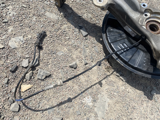 Датчик АБС (ABS) передний 102776100B TESLA