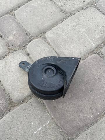 Сигнал звуковой (клаксон) 104549500A TESLA