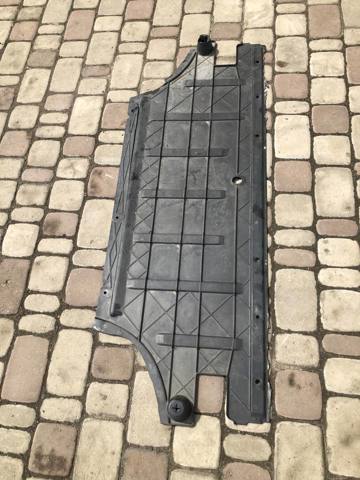 Защита двигателя задняя 31694434 VOLVO