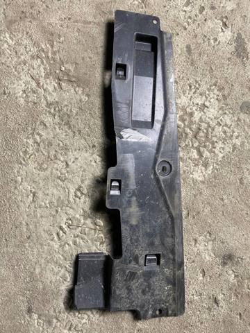 Защита днища, задняя правая 32219925 VOLVO