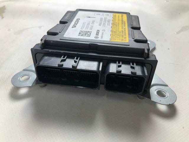 32315772 VOLVO Модуль-процессор управления подушкой безопасности (ЭБУ AIRBAG) купить в Тернополь
