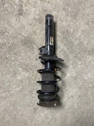 Стойка передняя 5QF413031AR VAG