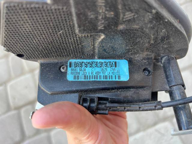 NISSAN 805015RL3A Замок двери передней левой в наличии Ужгород