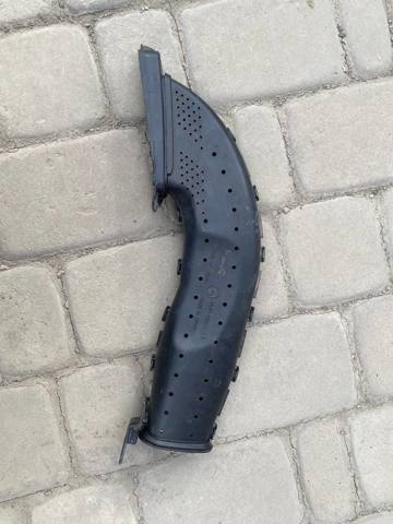 Воздухозаборник F1F19E635CA FORD