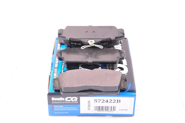 Передние тормозные колодки 572422B BENDIX
