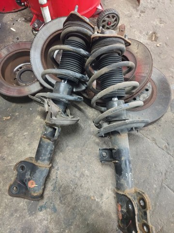 Стойка передняя левая 546512W450 HYUNDAI