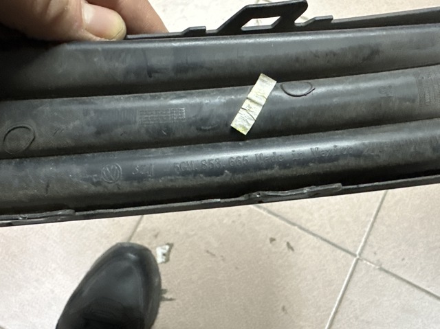 VAG 5GM853665 Решетка радиатора в наличии Ужгород