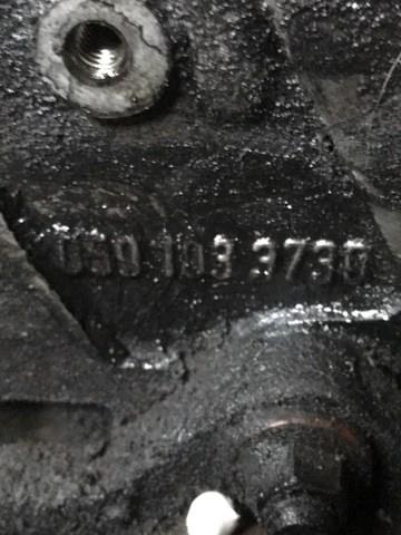 VAG 059103373D Головка блока цилиндров (ГБЦ) левая в наличии Ужгород