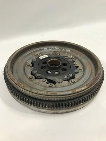 06K105266AC VAG Маховик купить в Каменское