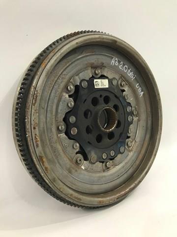 06K105266AC VAG Маховик купить в Чернигов