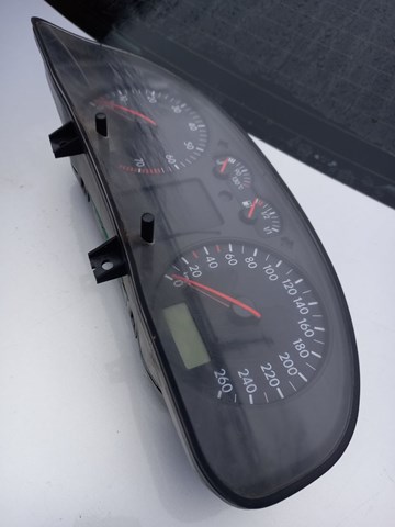 Щиток приборов 3B0919861B VAG