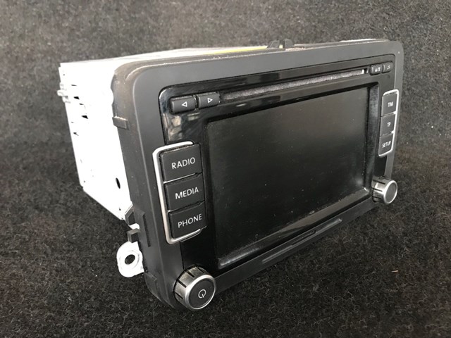 VAG 3C8035195F Магнитола (радио AM/FM) в наличии Чернигов