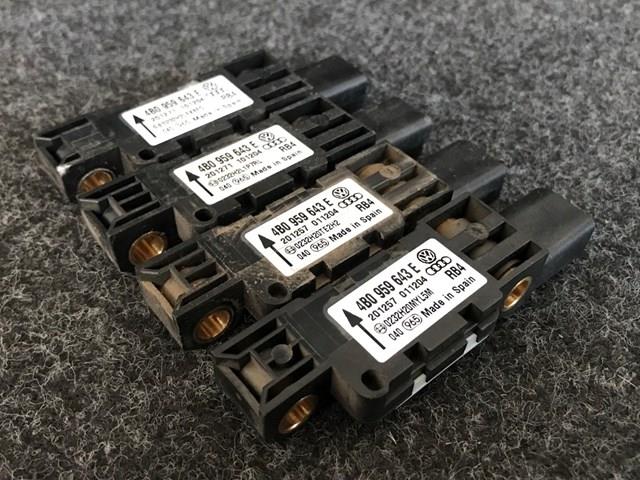 Датчик подушки безопасности 4B0959643E VAG