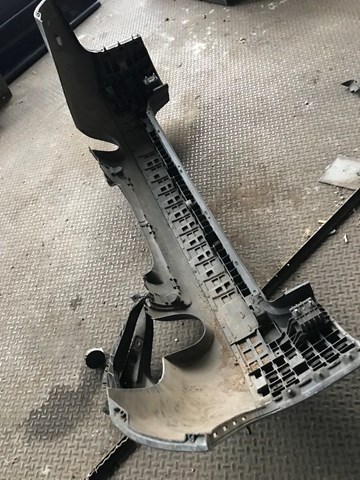 VAG 4Z7807303A Бампер задний в наличии Львов