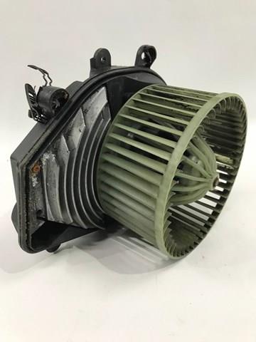 Мотор вентилятора печки (отопителя салона) 740221233F