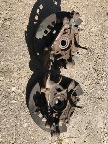 Цапфа правая 7L0505436B VAG