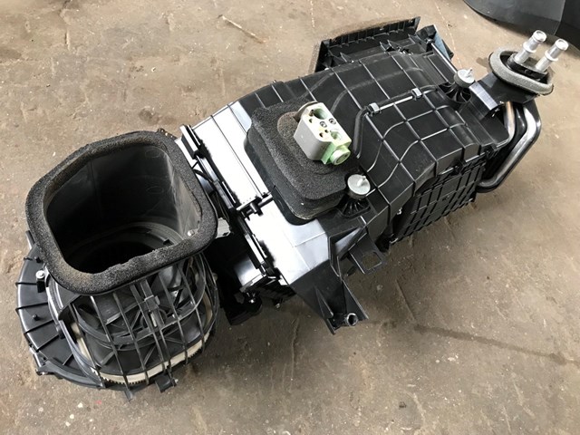 Салонный испаритель 7L0819087AA VAG