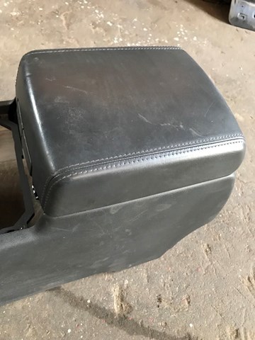 7L6863243K75R VAG Консоль панели управления центральная купить в Чернигов