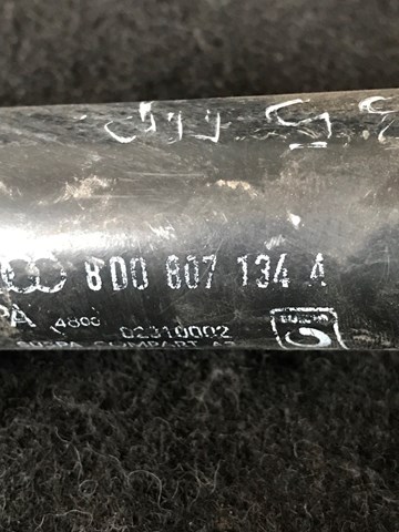 VAG 8D0807134A Кронштейн бампера переднего правый в наличии Кривой Рог