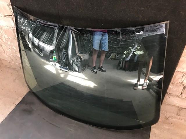 Автомобильное стекло заднее 8D5845501L VAG