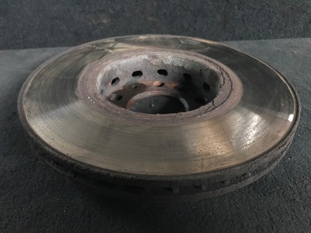 VAG 8E0615301Q Диск тормозной передний в наличии Ровно