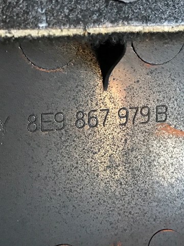 VAG 8E9867979B в наличии Черновцы