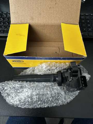 Катушка зажигания 060717107012 MAGNETI MARELLI