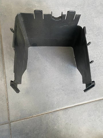 Подставка аккумулятора 3C0915335 VAG