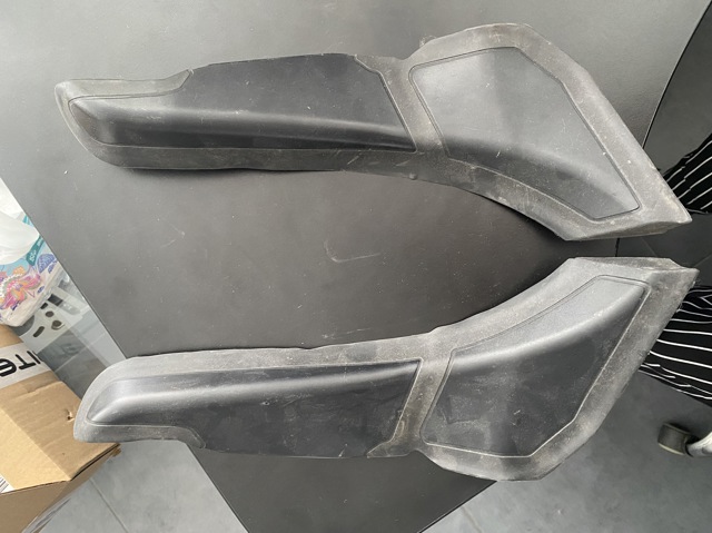 Накладка под задний фонарь, левый 63217382959 BMW