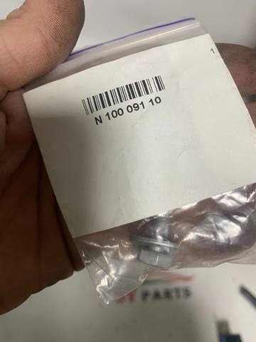 Болт/гайка крепежа N10009110 VAG