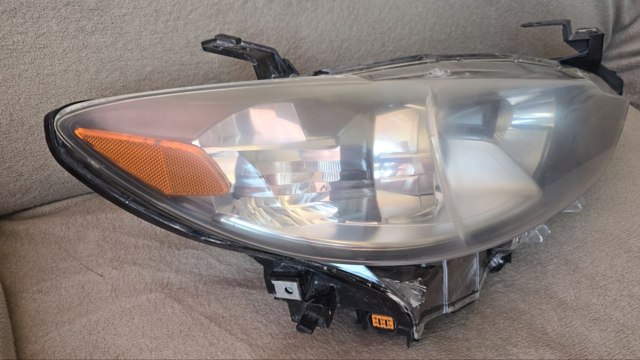 MAZDA GMP2510K0 Фара правая в наличии Одесса