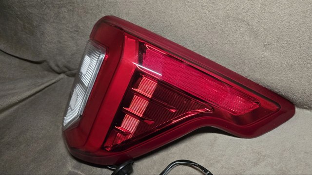 FORD LB5Z13404A Задний фонарь в наличии Киев