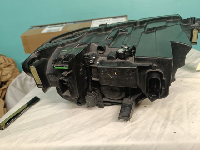 17A941035A VAG Левая фара купить в Запорожье
