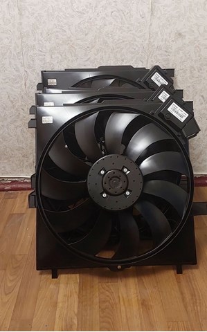 Диффузор радиатора охлаждения в сборе с мотором A4635000293 MERCEDES