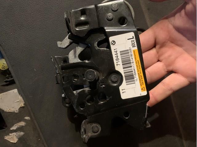 7184441 BMW Замок капота левый купить в Днепр
