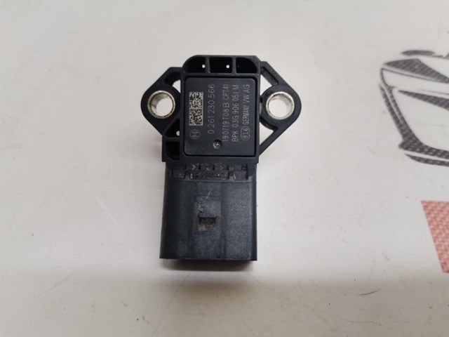 Датчик давления во впускном коллекторе Audi A8 D3