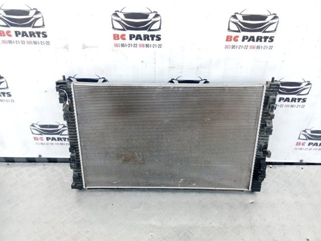 Радиатор охлаждения 214106RR0B NISSAN
